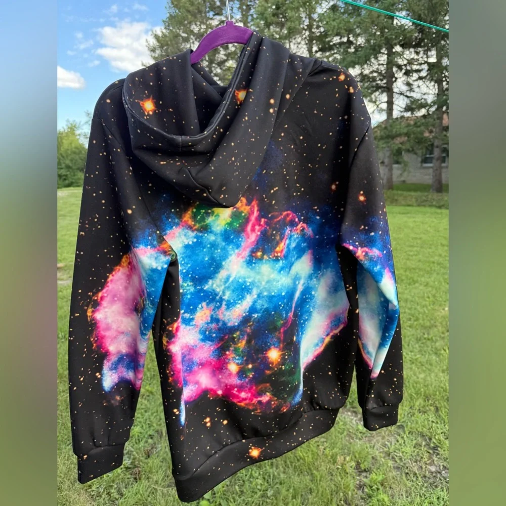 Galaxy Print Hoodie - Picture 2 of 10
